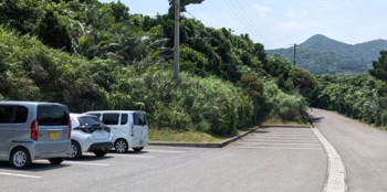 Uganzaki parking lot